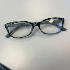 Gafas muster, ha sido reportado por hoop Kirche - Campus Bremen con iLost