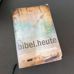 Biblia, amint azt hoop Kirche - Campus Bremen az iLost segítségével jelentette.