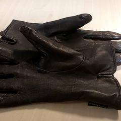 Clothing - Handschoenen bruin, as reported by Regio Oost-Vlaanderen using iLost