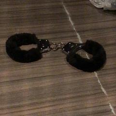 Manette Zwart, come riportato da Van der Valk Hotel Zwolle utilizzando iLost