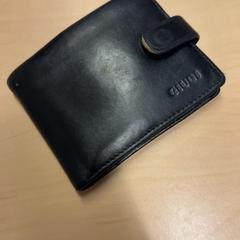 Portemonnee, zoals gemeld door RET met iLost