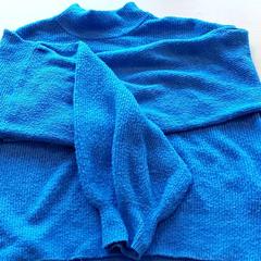 Kleding - Trui felblauw, jak nahlášeno Regio Oost-Vlaanderen pomocí iLost