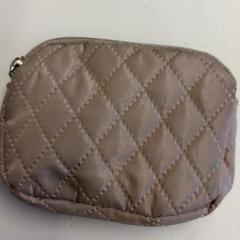 Portemonnee Mulder, come riportato da HTM utilizzando iLost