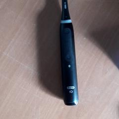 Thoothbrush, a été signalé par Grand Hotel Amrath Kurhaus utilisant iLost