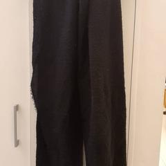 Šátek Zwart, jak nahlášeno HvA Amstelcampus pomocí iLost