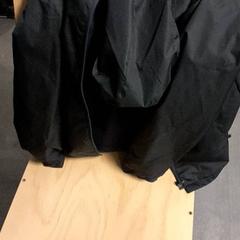 Jas Zwart, zoals gemeld door Transdev Hoeksche Waard Goeree Overflakkee met iLost