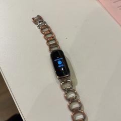 Smartwatch zilver, zoals gemeld door Pathé de Kuip met iLost