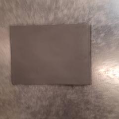 Teczka, zgłoszono przez Rotterdam The Hague Airport przy użyciu iLost