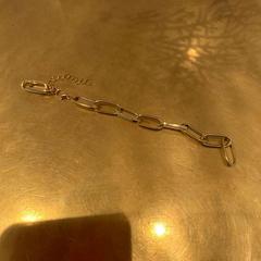 Halskjede, som rapportert av Van der Valk Hotel Amsterdam-Amstel ved bruk av iLost