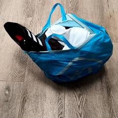 Bolsa, ha sido reportado por RRReis Trein Amersfoort / Ede-Wageningen con iLost