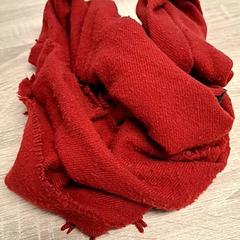 Sjal Donkerrood, som rapportert av EBS Spijkenisse ved bruk av iLost