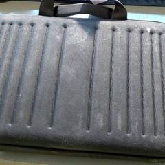 Bolsa para laptop, ha sido reportado por Regio Oost-Vlaanderen con iLost