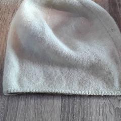 Beanie, jak nahlášeno EBS Tramplein pomocí iLost