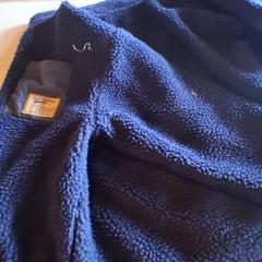 Jacket Donkerblauw, as reported by Familiepark Drievliet using iLost