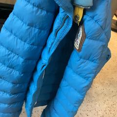 Jacke blue, gemeldet von MEININGER Hotel Köln West über iLost