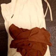 Diverse kleding, gisa salatu by Mövenpick Hotel Amsterdam City Centre iLost erabiliz