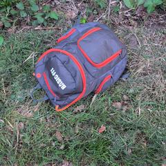 Grijze met oranje basicfit rugtas an iLost gemeldet