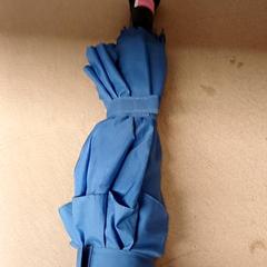 Dáždnik Blauw, ako bolo nahlásené Qbuzz GD Groningen Peizerweg pomocou iLost