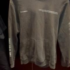 Mikina, jak nahlášeno TivoliVredenburg pomocí iLost