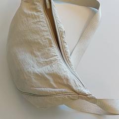 Bag - Handtas Beige Selleslagh, som rapportert av Regio Oost-Vlaanderen ved bruk av iLost