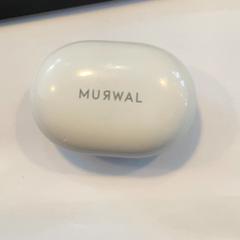 Sluchátka White Bluetooth headphones, jak nahlášeno MEININGER Hotel Berlin Alexanderplatz pomocí iLost