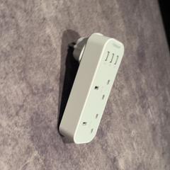 Adaptateur, a été signalé par Van der Valk Hotel Haarlem utilisant iLost