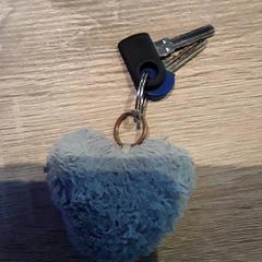 Kulcstartó, amint azt EBS Tramplein az iLost segítségével jelentette.