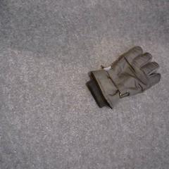 Luva, segundo informou SnowWorld Landgraaf usando iLost