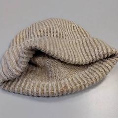 Gorro, ha sido reportado por Vrije Universiteit Amsterdam con iLost