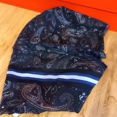 Šátek, jak nahlášeno Arriva Limburg Noord pomocí iLost