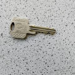 Sleutel، كما تم الإبلاغ عنه بواسطة Centraal magazijn عبر iLost