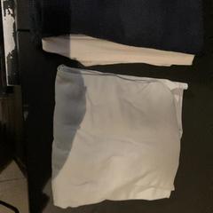 Ruházat Underarmour shirt and sweather, amint azt Van der Valk Hotel Heerlen az iLost segítségével jelentette.