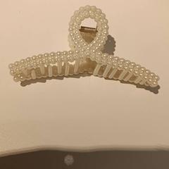 Clip de cabell Plastic, segons ha informat IKEA Groningen mitjançant iLost