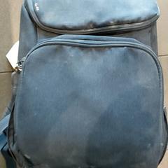 Táska Rugzak, amint azt Regio Antwerpen - Brussel az iLost segítségével jelentette.