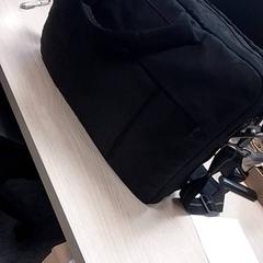 Brašna na notebook, jak nahlášeno Qbuzz Fryslân pomocí iLost