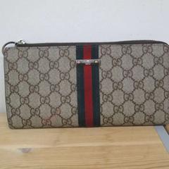 Peněženka Del Carmen, jak nahlášeno IKEA Heerlen pomocí iLost