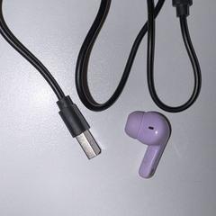 Usb-c kabel, zoals gemeld door Ramada by Wyndham Amsterdam Airport Schiphol met iLost