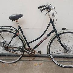 レディースバイク River Colorado Blauw がiLostで Gemeente Heusden によって報告されました