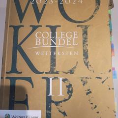 Livro de estudo, como reportado por Padualaan 101 utilizando o iLost