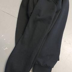 Vestiario - Hoodie Zwart, come riportato da Regio Oost-Vlaanderen utilizzando iLost