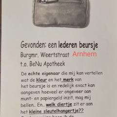 Klein lederen beursje, as reported to iLost
