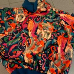 Blouse, zoals gemeld door Inntel Hotels Amsterdam Centre met iLost
