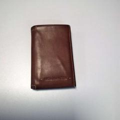 지갑(하위 카테고리), iLost를 사용하여 Twisto에 보고됨