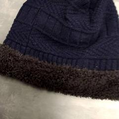 Gorro Donker blauw, ha sido reportado por Arriva Friesland / Groningen con iLost