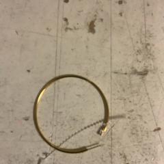 Schmuck & Ohrring Goud, gemeldet von Artis über iLost