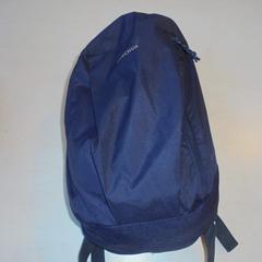 Mochila Blauw, como reportado por Centraal magazijn utilizando o iLost