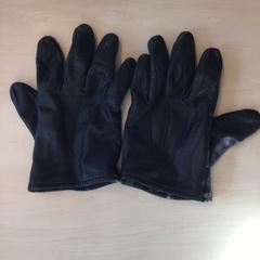 Gant Leren, a été signalé par Gemeente Nijmegen utilisant iLost