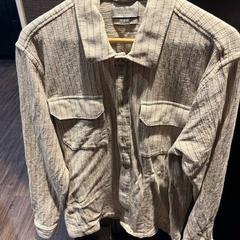 Gilet Gestreept vest, a été signalé par Van der Valk Hotel Veenendaal utilisant iLost