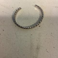 سوار Zilver، كما تم الإبلاغ عنه بواسطة Artis عبر iLost