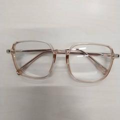 Lunettes Rose, a été signalé par Arriva Limburg Zuid utilisant iLost